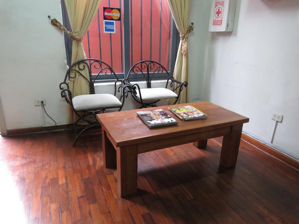 Casa Hualpa Hostel Lima Eksteriør bilde