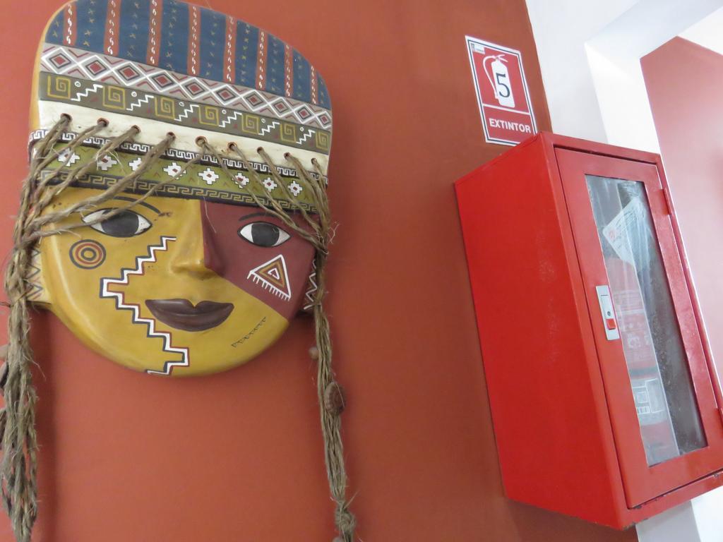 Casa Hualpa Hostel Lima Eksteriør bilde