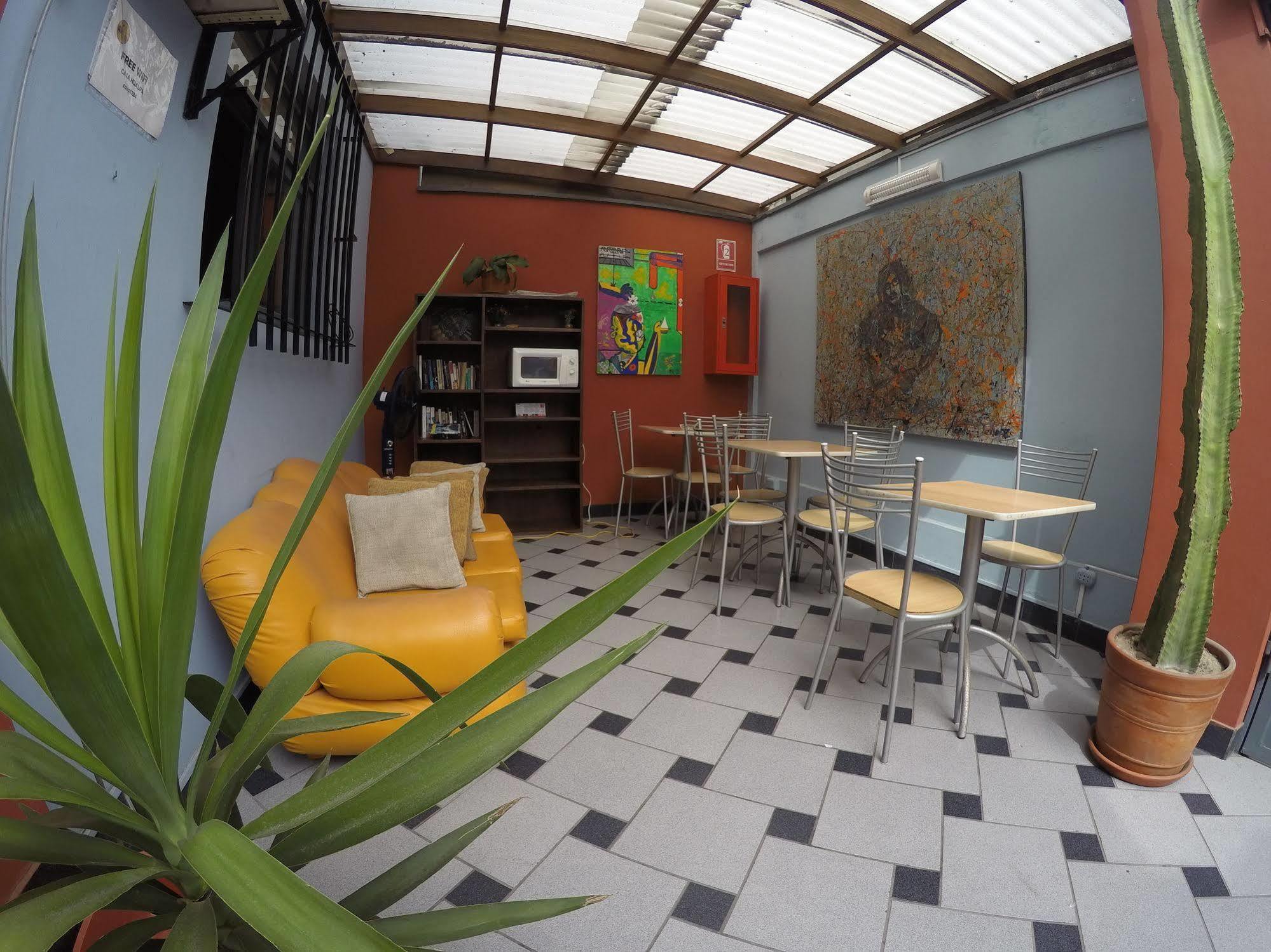 Casa Hualpa Hostel Lima Eksteriør bilde
